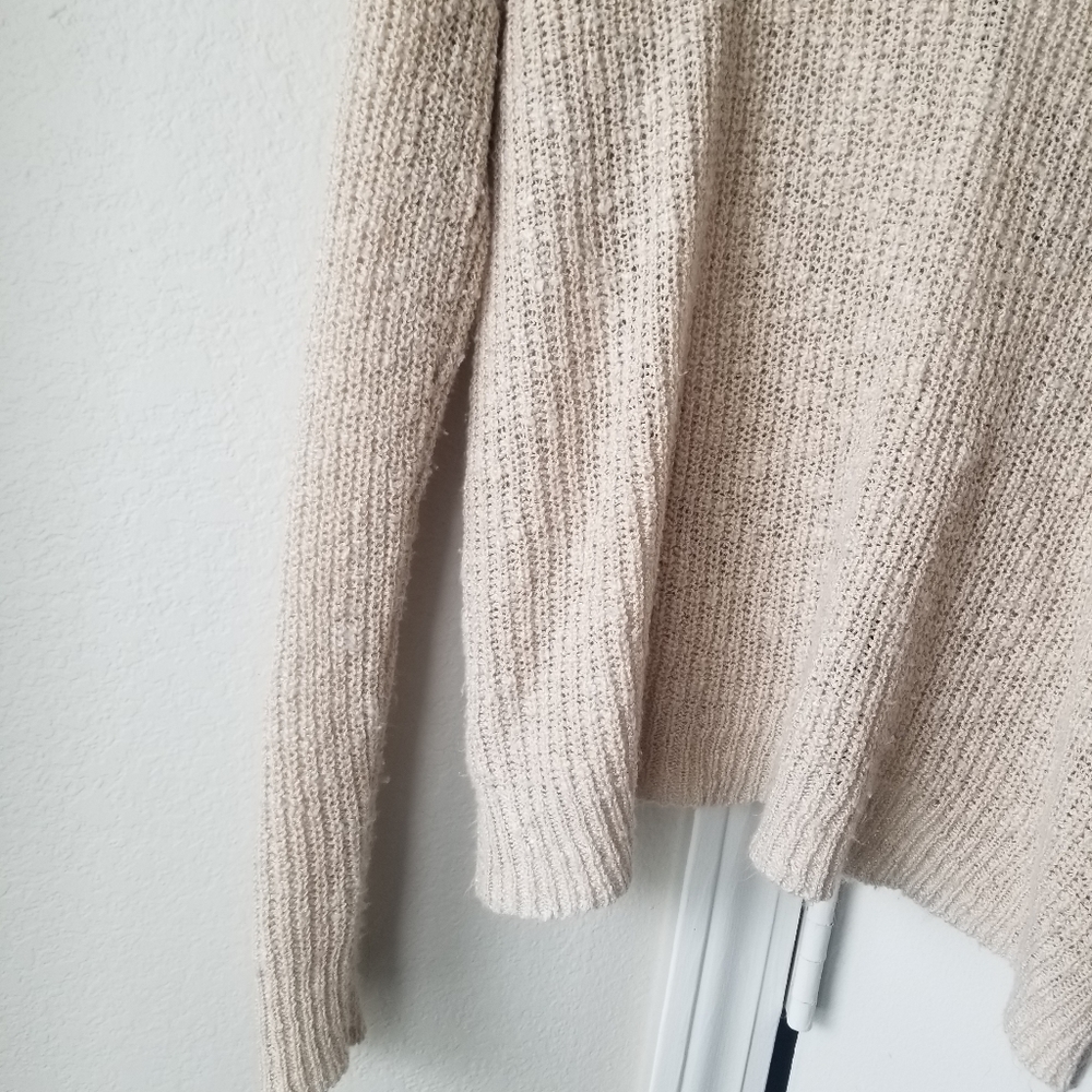 Sweater - Picture 4 of 6